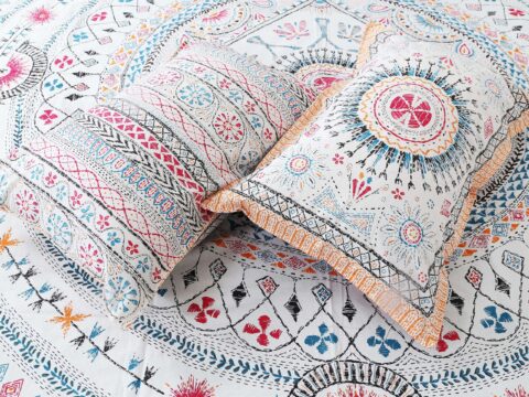 Pure Cotton Diwan Bedsheet 70x100 Inches | 2 Pillow Covers - Image 2