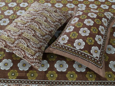 Fortune 90x108 Inches Pure Cotton Double Bed Sheet | 2 Pillow Covers - Image 4