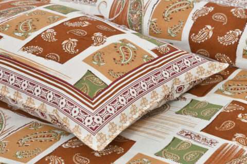 Pure Cotton 108x108 Inches Bedsheet with 2 Pillow Covers - Image 2